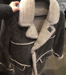 市场上装-皮衣-（实拍）时尚商务皮衣