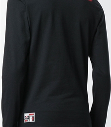 市场上装-T恤-休闲男装t恤