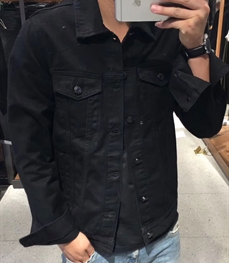 市场上装-夹克-时尚男装夹克