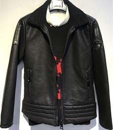 市场上装-皮衣-时尚男装皮衣