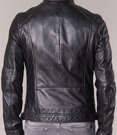 市场上装-皮衣-时尚男装皮衣