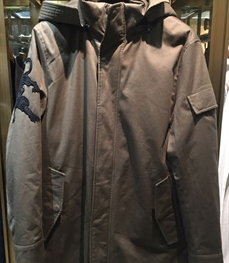 市场上装-中长外套-时尚男装中长外套