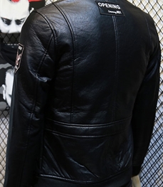 市场上装-皮衣-时尚男装皮衣
