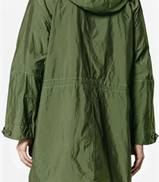 市场上装-中长外套-休闲男装中长外套