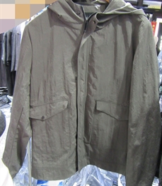 市场上装-大衣-（实拍）时尚商务大衣