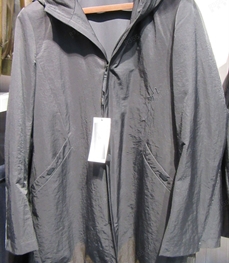 市场上装-大衣-（实拍）时尚商务大衣