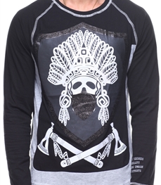 市场上装-T恤-时尚男装t恤