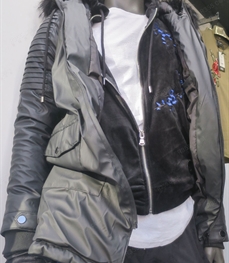 市场上装-中长外套-（实拍）休闲男装中长外套