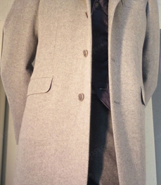 市场上装-大衣-（实拍）时尚商务大衣