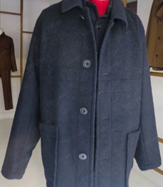 市场上装-大衣-（实拍）时尚商务大衣