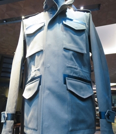 市场上装-中长外套-（实拍）时尚商务派克