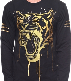 市场上装-T恤-时尚男装t恤