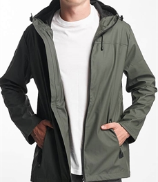 市场上装-中长外套-时尚男装中长外套