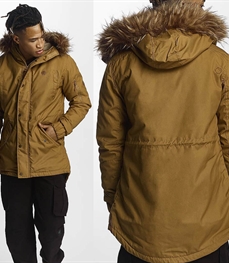 市场上装-中长外套-时尚男装中长外套