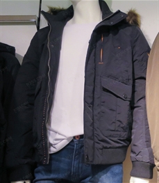 市场上装-夹克-（实拍）时尚商务夹克