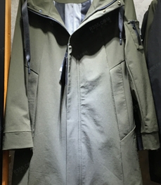 市场上装-中长外套-（实拍）时尚男装中长外套