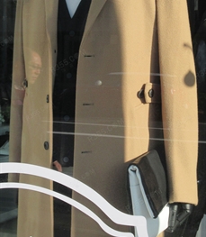 市场上装-大衣-（实拍）时尚商务大衣