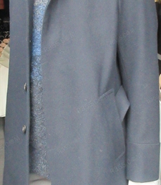 市场上装-大衣-（实拍）时尚商务大衣