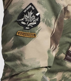 市场上装-中长外套-时尚男装中长外套