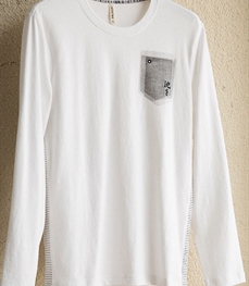 市场上装-T恤-时尚男装t恤