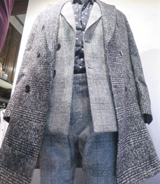 市场上装-大衣-（实拍）时尚商务大衣