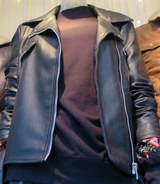 市场上装-皮衣-（实拍）时尚商务皮衣