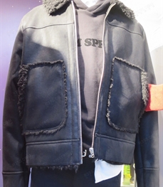 市场上装-皮衣-（实拍）时尚商务皮衣