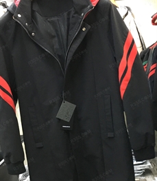 市场上装-中长外套-（实拍）时尚男装中长外套