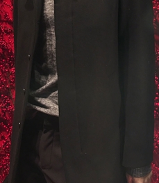 市场上装-大衣-（实拍）时尚商务大衣