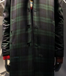 市场上装-大衣-（实拍）时尚商务大衣