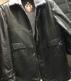 市场上装-皮衣-（实拍）时尚商务皮衣