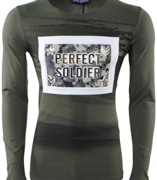 市场上装-T恤-时尚男装t恤