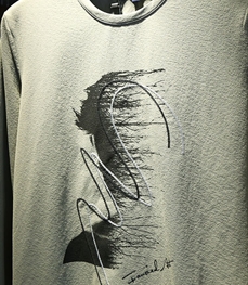 市场上装-T恤-时尚男装t恤