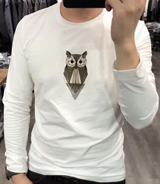 市场上装-T恤-时尚男装t恤