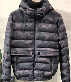 市场上装-棉衣/羽绒服-时尚男装棉服