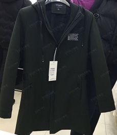 市场上装-中长外套-（实拍）时尚男装中长外套