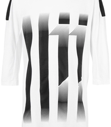 市场上装-T恤-休闲男装t恤