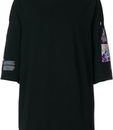 市场上装-T恤-休闲男装t恤