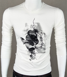 市场上装-T恤-时尚男装t恤