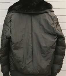 市场上装-棉衣/羽绒服-时尚男装棉服