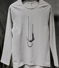 市场上装-T恤-时尚男装t恤