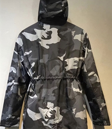 市场上装-中长外套-时尚男装中长外套