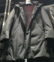 市场上装-中长外套-（实拍）时尚男装中长外套