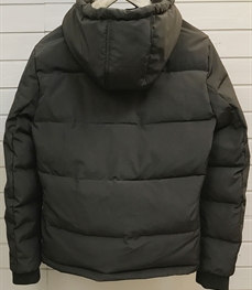 市场上装-棉衣/羽绒服-时尚男装棉服