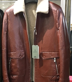 市场上装-皮衣-（实拍）时尚商务皮衣