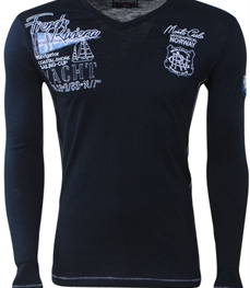 市场上装-T恤-时尚男装t恤