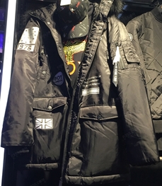 市场上装-中长外套-（实拍）休闲男装中长外套