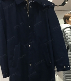 市场上装-大衣-（实拍）时尚商务大衣