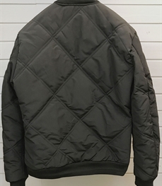 市场上装-棉衣/羽绒服-时尚男装棉服