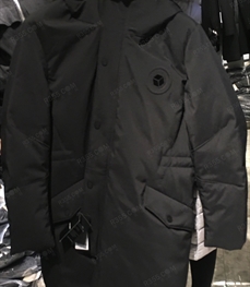 市场上装-大衣-（实拍）时尚商务大衣